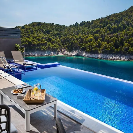 Exquisite Kefalonia Arystar 1 Bedroom Seafornt Spectacular Sea Views Private Outdoor Infinity Pool Assos